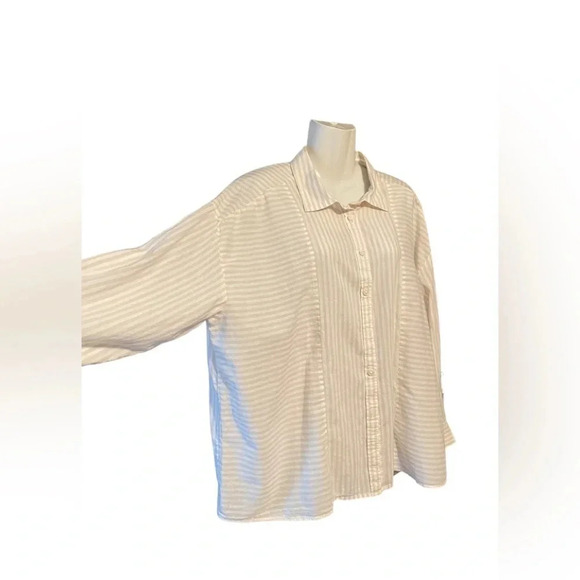 Elizabeth & James Striped Button Down Shirt Cotton Top Neutral Basic - Picture 3 of 10